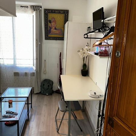 Pretty Montmartre Appartement Parijs Buitenkant foto